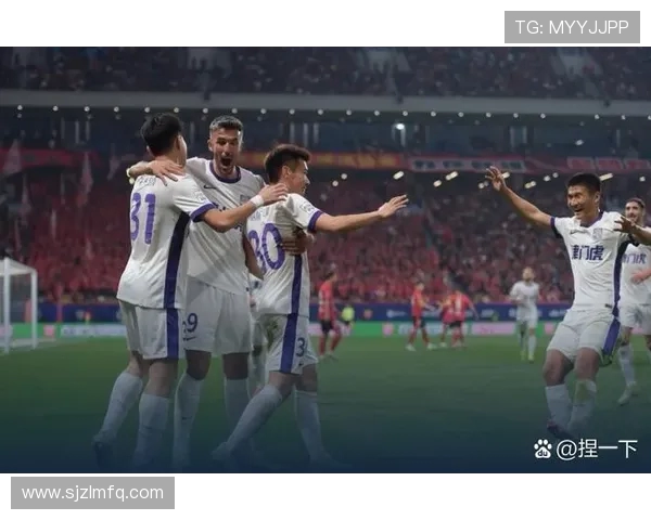 精彩对决：足球比赛激战升级，最终比分揭晓，惊心动魄的胜负之分